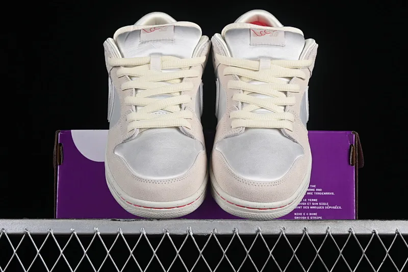 All categories Nk SB Dunk series Nk SB Dunk Low low-top sneakers M version pure original Nk SB Dunk Low 2024 Valentine's Day theme SB low-top casual sneakers FZ5654-100